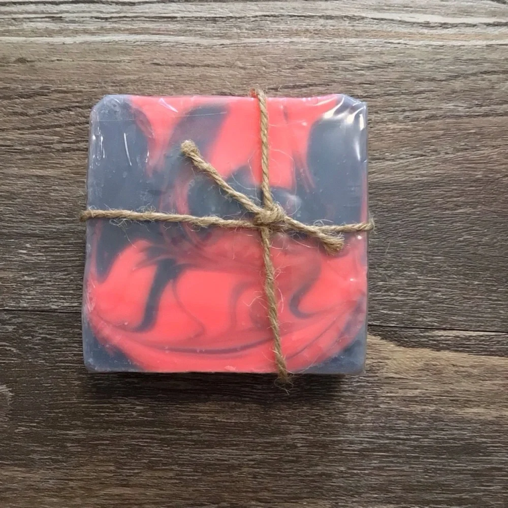 Handcrafted Green Tea and Eucalyptus Bar Soap NWT